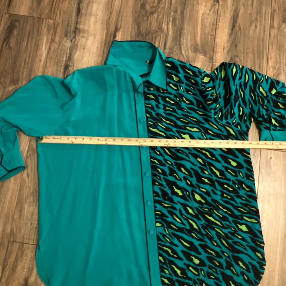 Bob Mackie Wearable Art Silk Blouse Top 2X Teal Animal Colorblock Statement - Picture 7 of 9